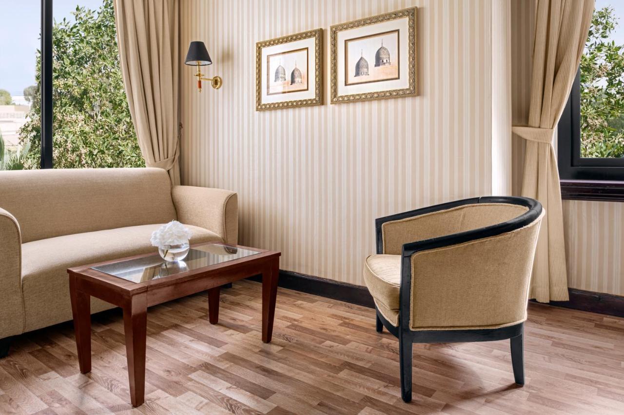 Intercontinental Riyadh By Ihg Exterior foto A room at the hotel
